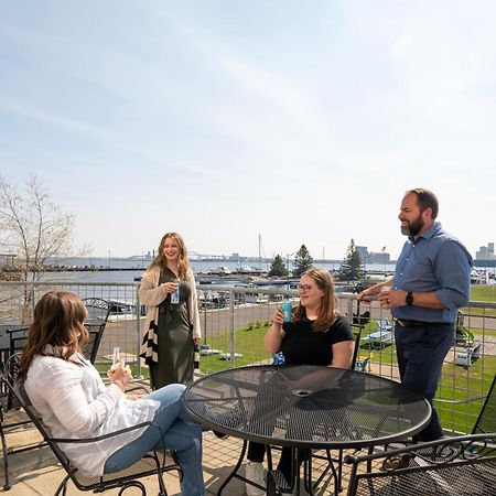 Park Point Marina Inn Duluth Esterno foto