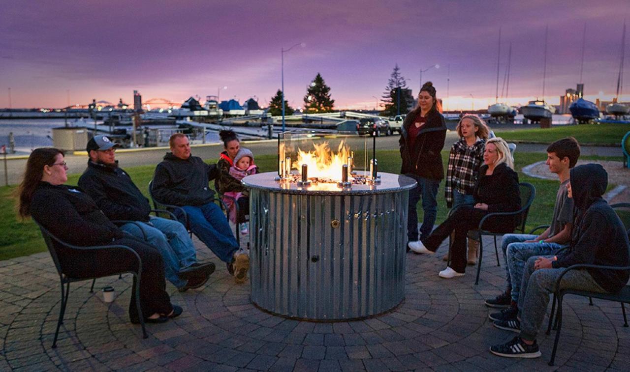 Park Point Marina Inn Duluth Esterno foto